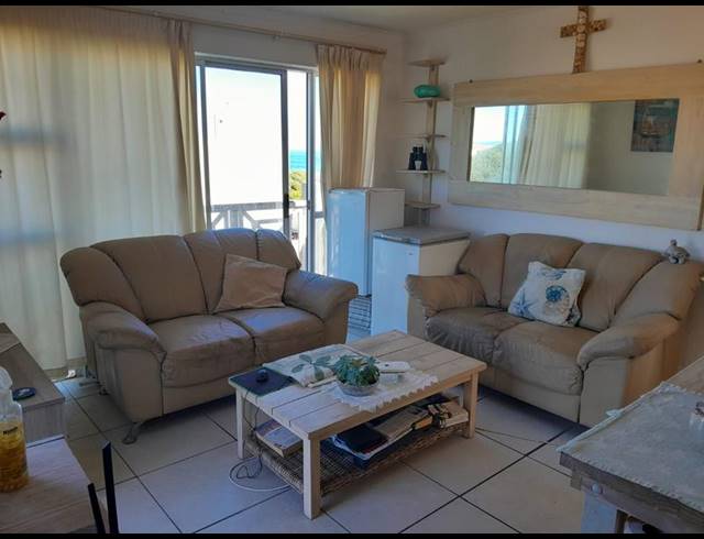 2 BEDROOM APARTMENT FOR SALE IN HERMANUS BEACH CLUB